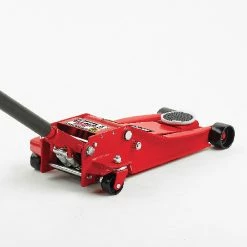 Clarke CTJ4000G 4 Tonne Professional Garage Jack -Battery Charger Shop 1175FE1A 8596 4F52 9B2F CA208ED6B962 huge